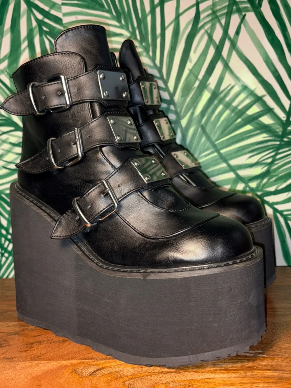 Demonia Swing 105 Black Buckled Platform Goth Ankle Boots Women’s 9